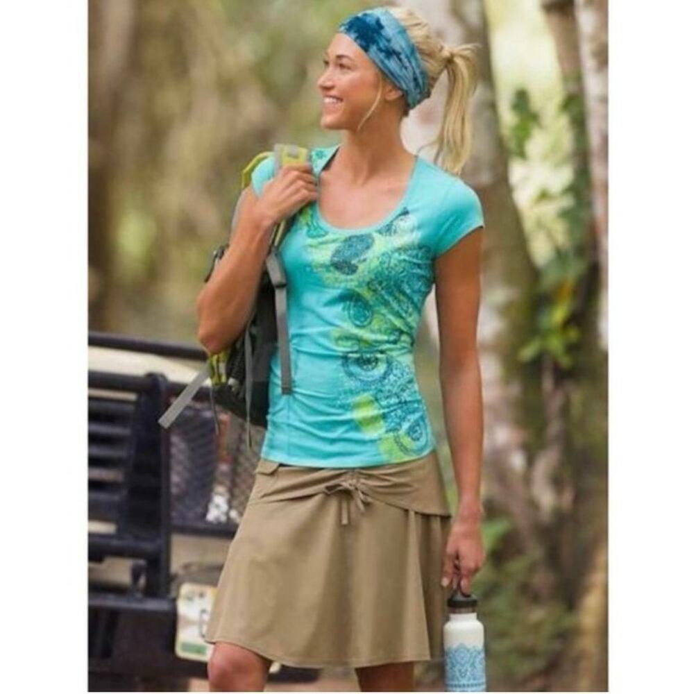 Athleta Wherever Skort Women's Size 8 Tan Hiking Golf Tennis Pickleball